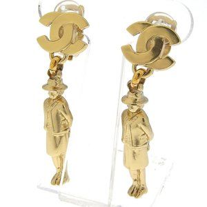 CHANEL Mademoiselle COCO Mark doll motif Earring Plated Gold Women